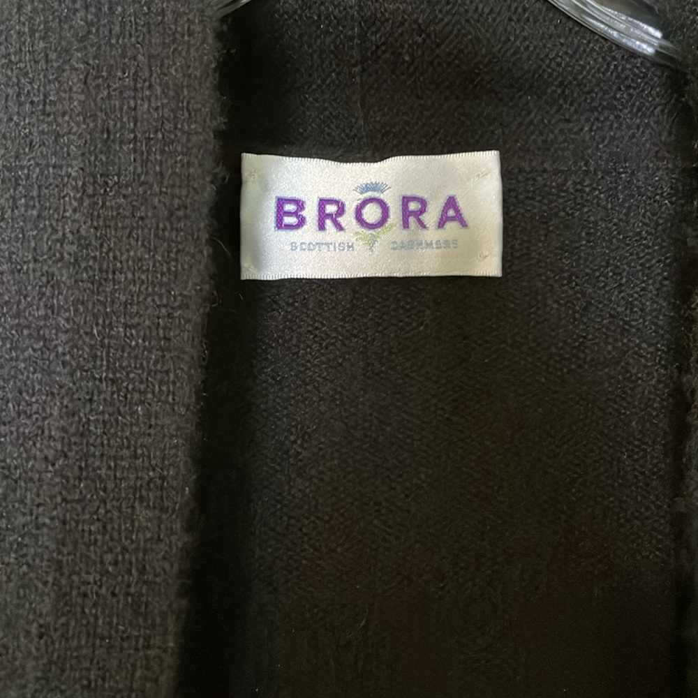 Brora UK cashmere cardigan - Picture 2 of 6